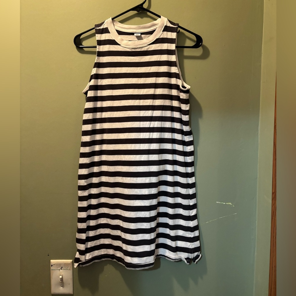 woman’s dress